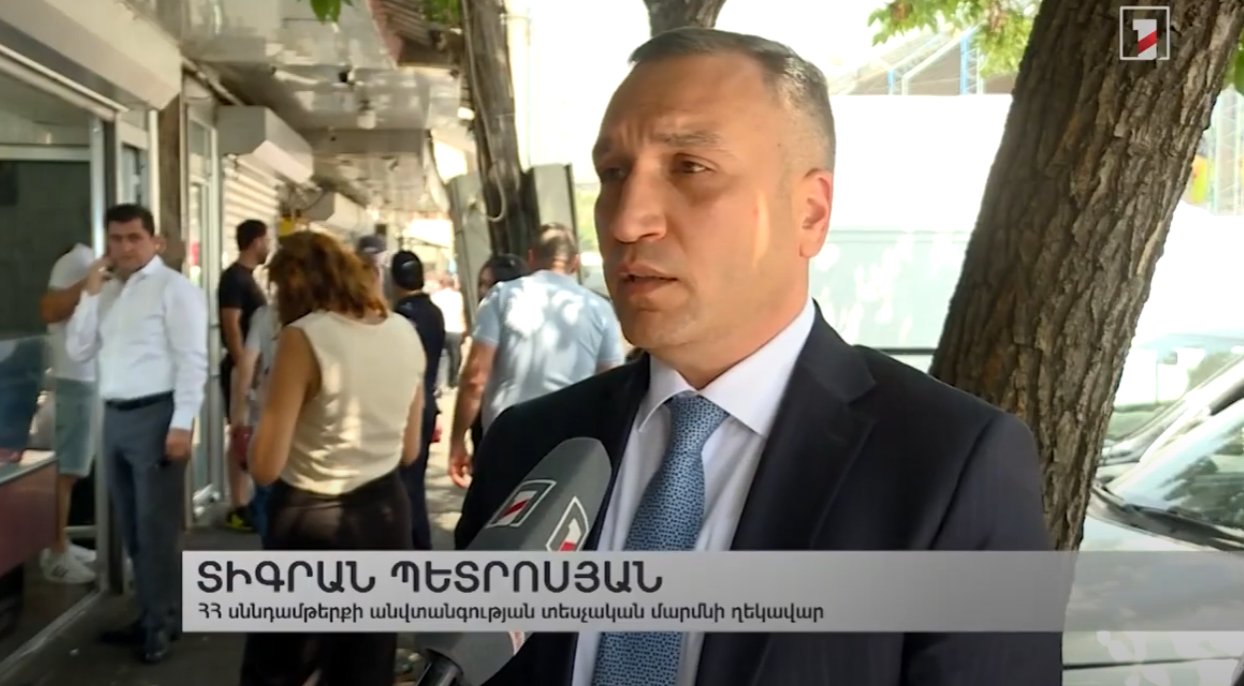 ԳՈՒՄ-ի շուկայում որոշ մսավաճառներ դռները փակել են ՍԱՏՄ-ի առաջ ստուգայցերը կշարունակվեն.«Լուրեր»-ի անդրադարձը ԳՈՒՄ-ի շուկայում որոշ մսավաճառներ դռները փակել են ՍԱՏՄ-ի առաջ ստուգայցերը կշարունակվեն.«Լուրեր»-ի անդրադարձը